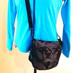 Lululemon All Night Festival Bag